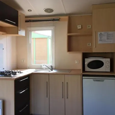 Mobil-Home 4 Pers Avec Terrasse A Vendays-Montalivet - Api-1-52-195 Κάμπινγκ *