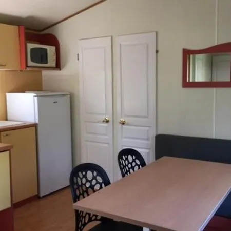 Mobil-Home 4 Pers Avec Terrasse A Vendays-Montalivet - Api-1-52-195 *