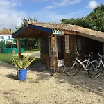 Mobil-home 4 Pers Avec Terrasse A - Api-1-52-195 مكان تخييم فيندايز - مونتاليفت