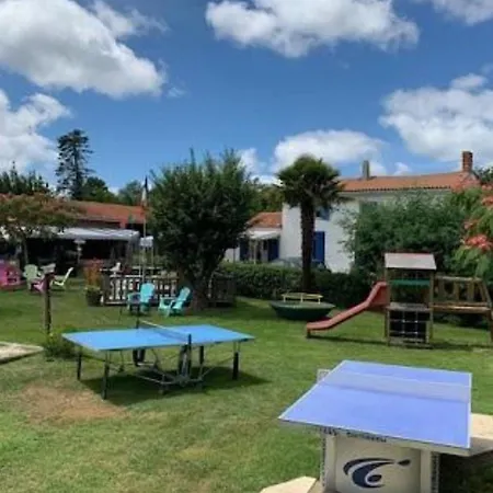 Mobil-home 4 Pers Avec Terrasse A - Api-1-52-195 * Vendays-Montalivet