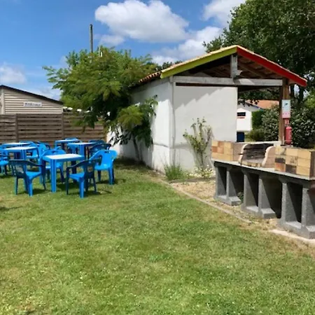 Campingplatz Mobil-home 4 Pers Avec Terrasse A - Api-1-52-195 Vendays-Montalivet